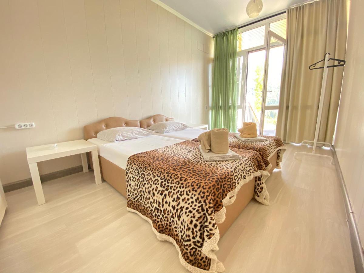 U Valery Hotel New Athos Bagian luar foto