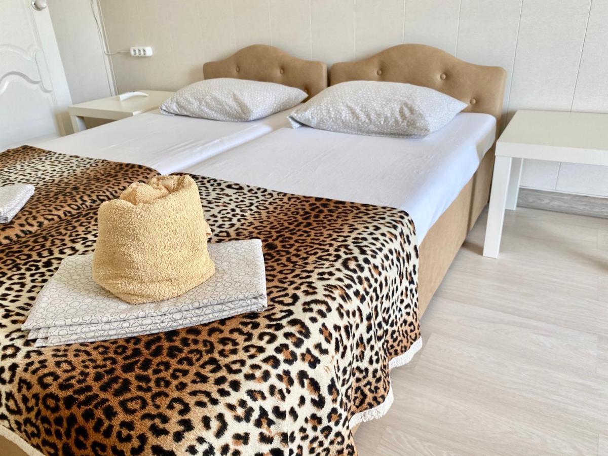 U Valery Hotel New Athos Bagian luar foto