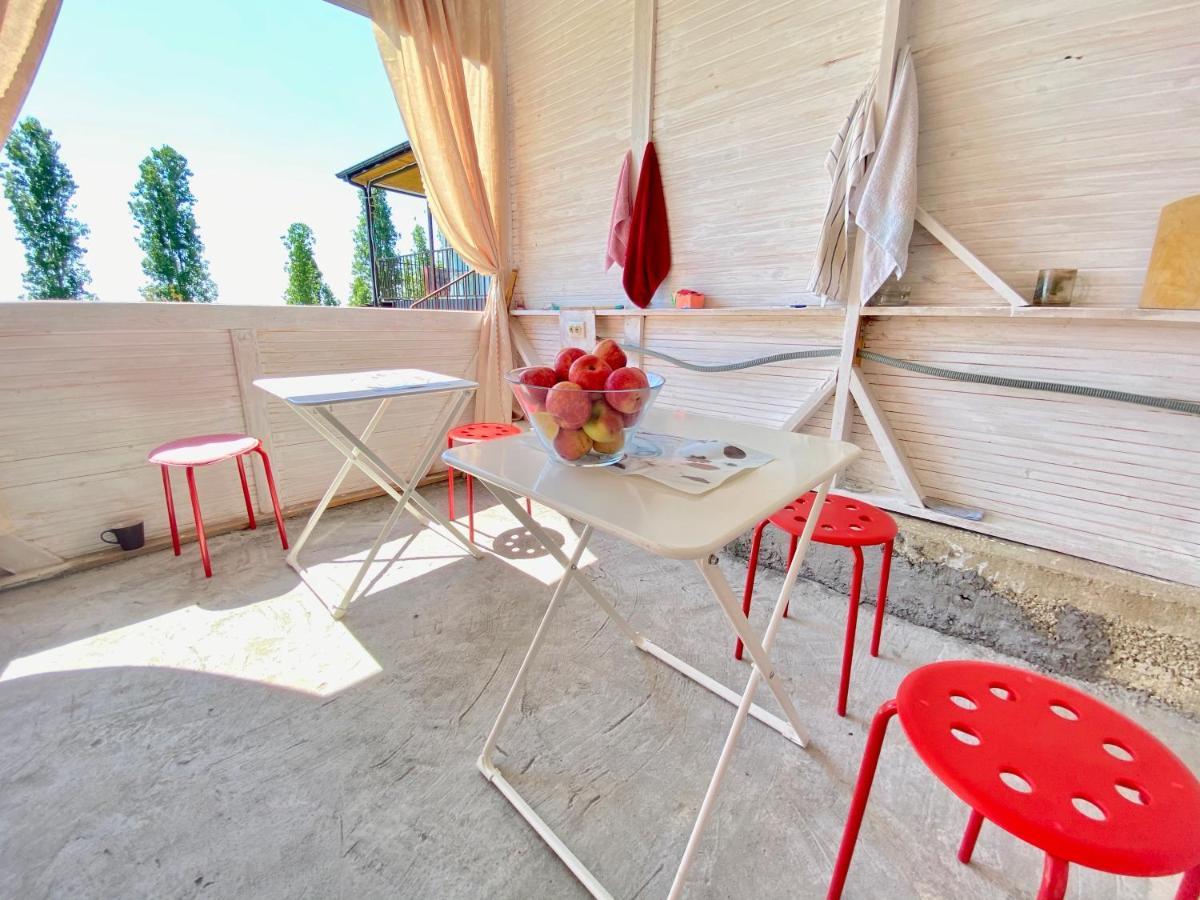U Valery Hotel New Athos Bagian luar foto